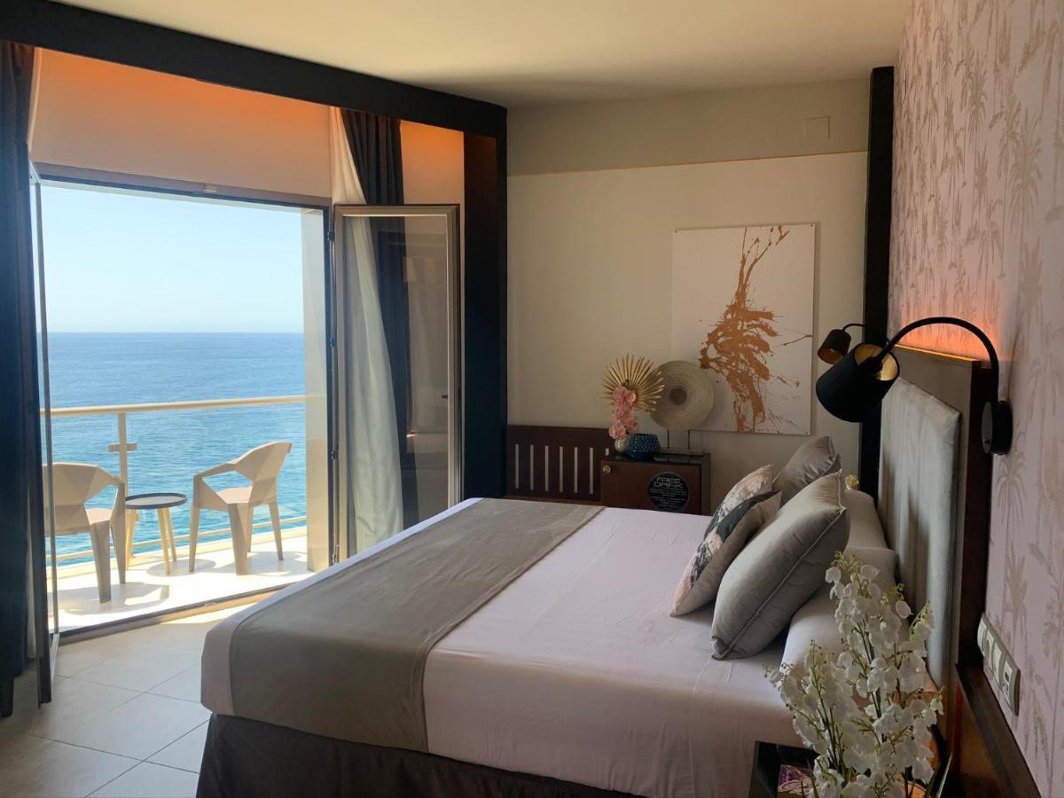On Aleta Designed For Adults 4*